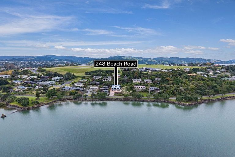 Photo of property in 248 Beach Road, Onerahi, Whangarei, 0110