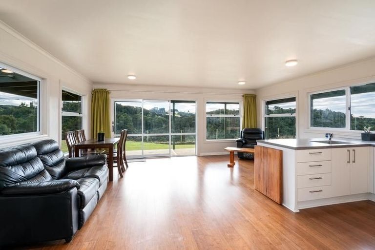 Photo of property in 326 Taieri Beach Road, Taieri Beach, Taieri Mouth, 9091