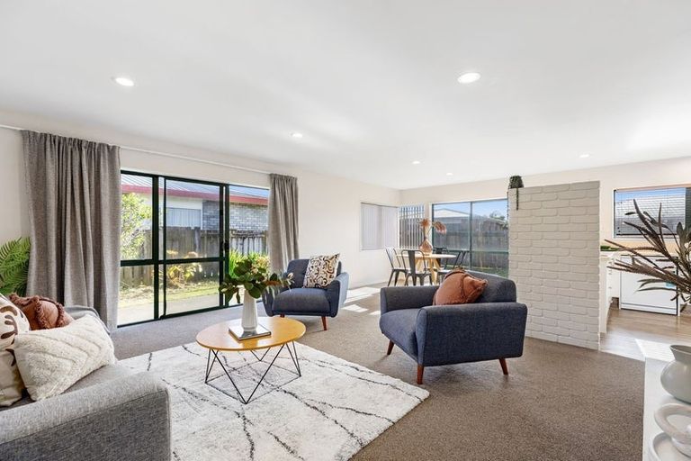 Photo of property in 88 Evans Road, Papamoa Beach, Papamoa, 3118