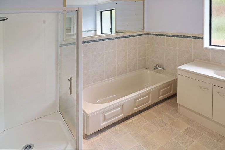 Photo of property in 59 Field Street, Silverstream, Upper Hutt, 5019