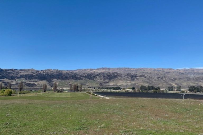 Photo of property in 1003 Luggate-cromwell Road, Mount Pisa, Cromwell, 9383