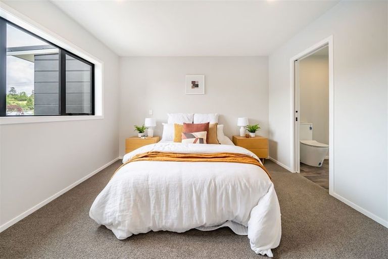 Photo of property in 42b Moeraki Road, Maoribank, Upper Hutt, 5018