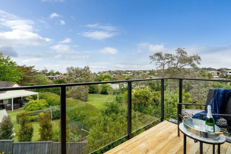 Photo of property in 24c Killarney Avenue, Torbay, Auckland, 0630