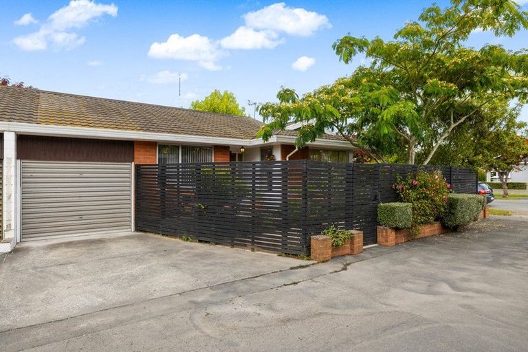 Photo of property in 1/28 Konini Street, Riccarton, Christchurch, 8041