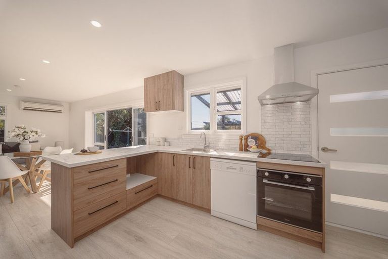 Photo of property in 15 Quebec Place, Wainoni, Christchurch, 8061