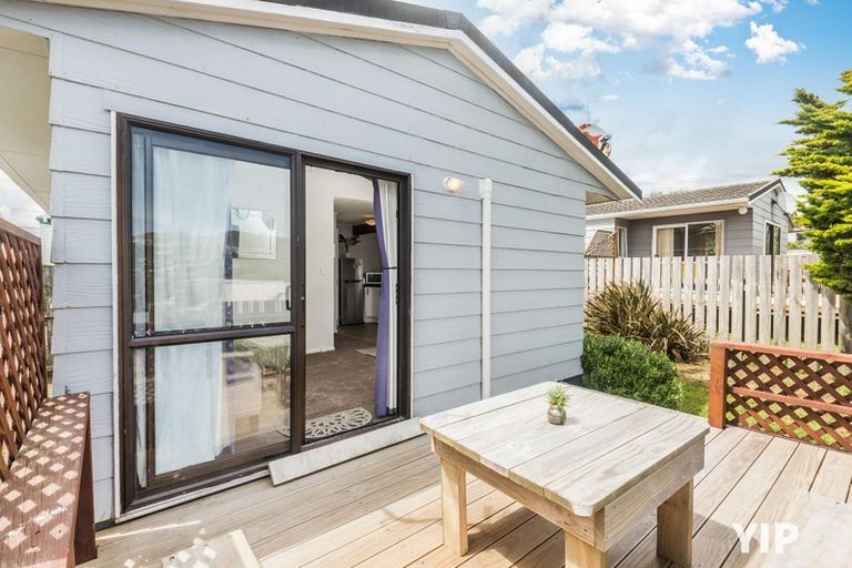 Photo of property in 6a Tarawera Road, Johnsonville, Wellington, 6037