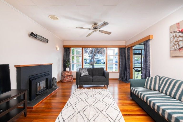 Photo of property in 48 Coverdale Street, Onekawa, Napier, 4110
