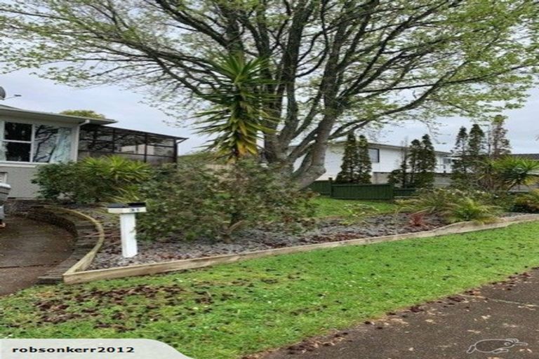 Photo of property in 31 Blanche Way, Half Moon Bay, Auckland, 2012