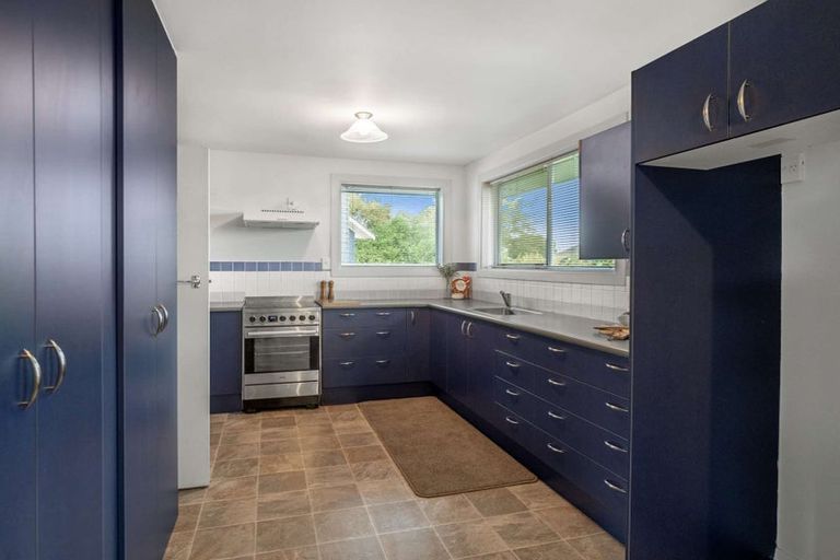 Photo of property in 7 Wolsey Place, Hillmorton, Christchurch, 8025