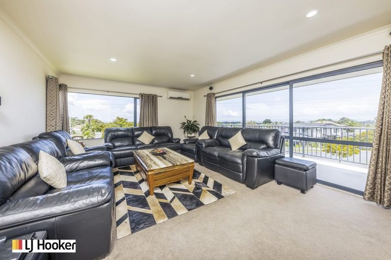 Photo of property in 200 Hill Road, The Gardens, Auckland, 2105