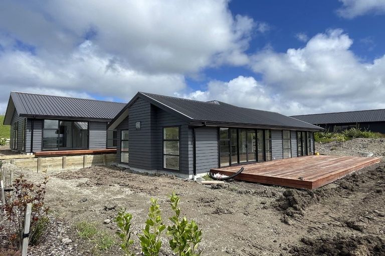 Photo of property in 13 Johnson Place, Stillwater, Silverdale, 0993