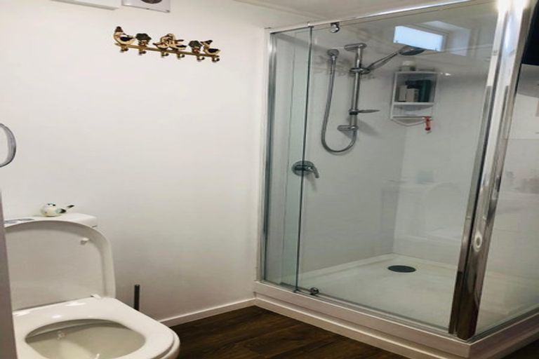 Photo of property in 1 Heatley Avenue, Hokowhitu, Palmerston North, 4410