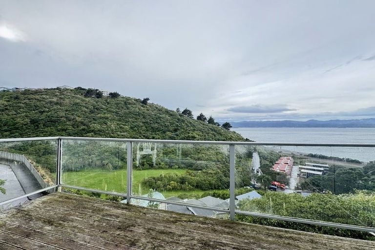 Photo of property in Onslow Heights, 17d Onslow Road, Khandallah, Wellington, 6035