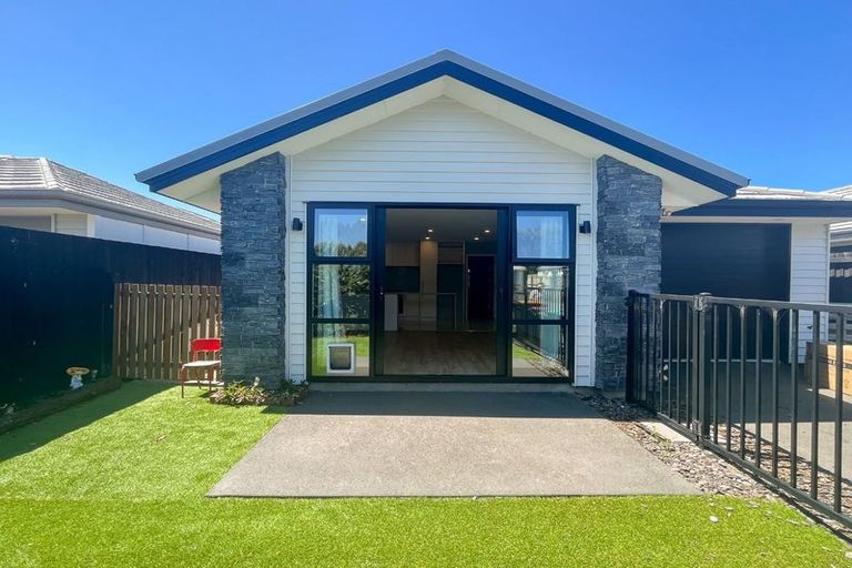 Photo of property in 64 Packard Crescent, Halswell, Christchurch, 8025