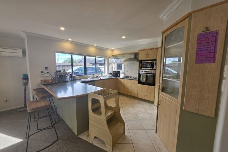 Photo of property in 15 Popata Close, Papamoa Beach, Papamoa, 3118