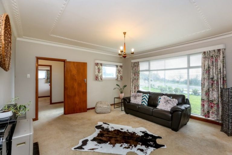 Photo of property in 69 South Road, Blagdon, New Plymouth, 4310