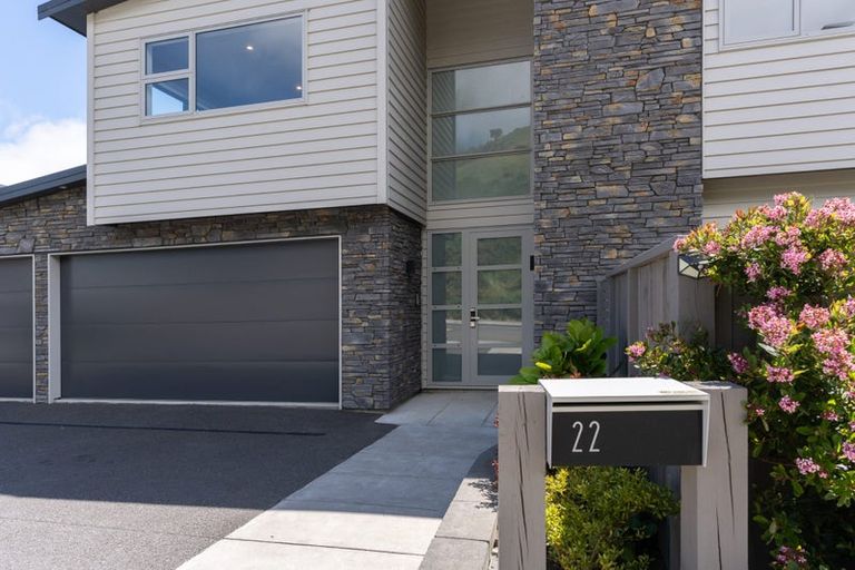 Photo of property in 22 Farnworth Terrace, Churton Park, Wellington, 6037