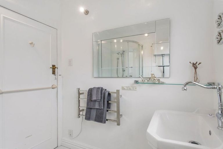 Photo of property in 42 Rata Street, Riccarton, Christchurch, 8041