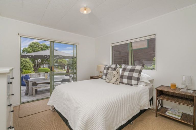 Photo of property in 1 Champion Place, Pauanui, Hikuai, 3579