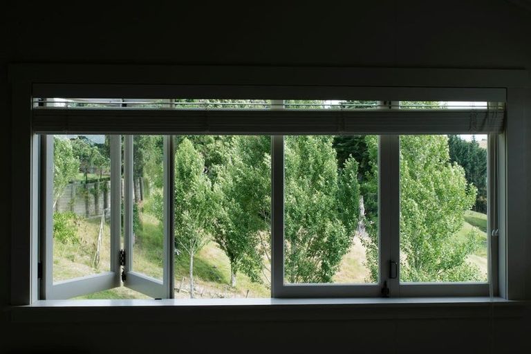 Photo of property in 96 Lane Road, Havelock North, 4130