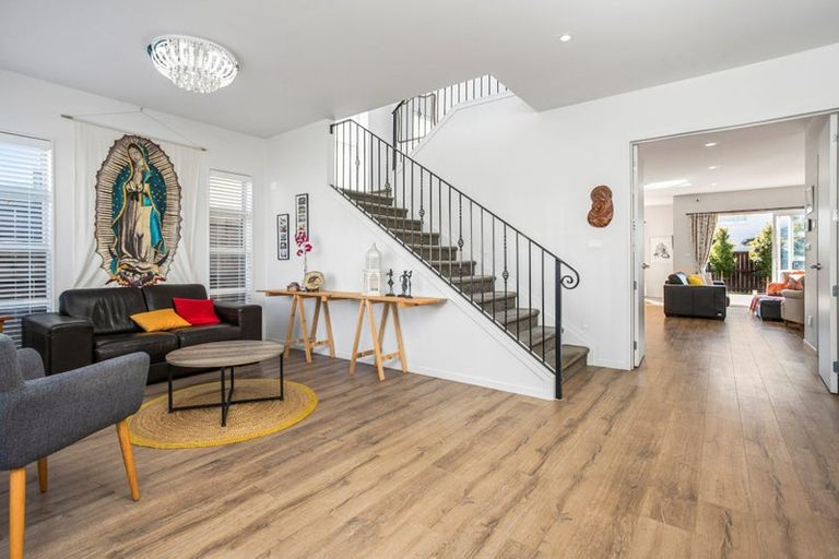 Photo of property in 9 Ballyholey Drive, Flat Bush, Auckland, 2019