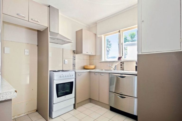 Photo of property in 102 Dominion Road, Papakura, 2110