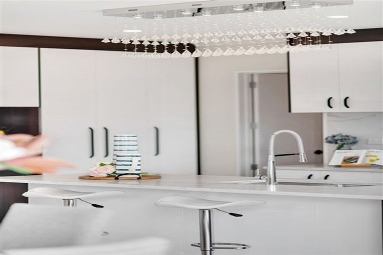 Photo of property in 51 Hikuawa Road, Flat Bush, Auckland, 2019