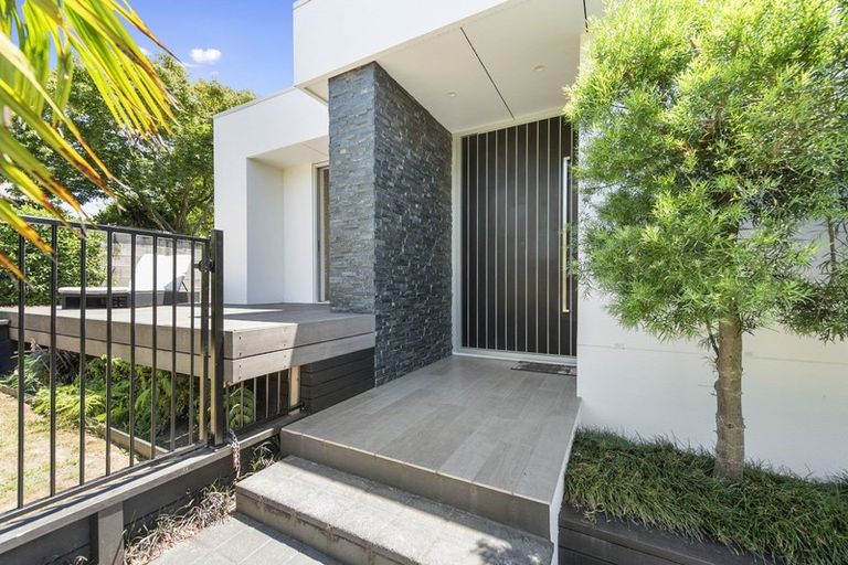 Photo of property in 133 Lake Crescent, Hamilton Lake, Hamilton, 3204