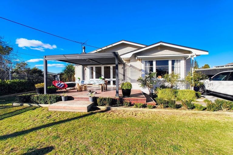Photo of property in 135 Ngaumutawa Road, Masterton, 5810