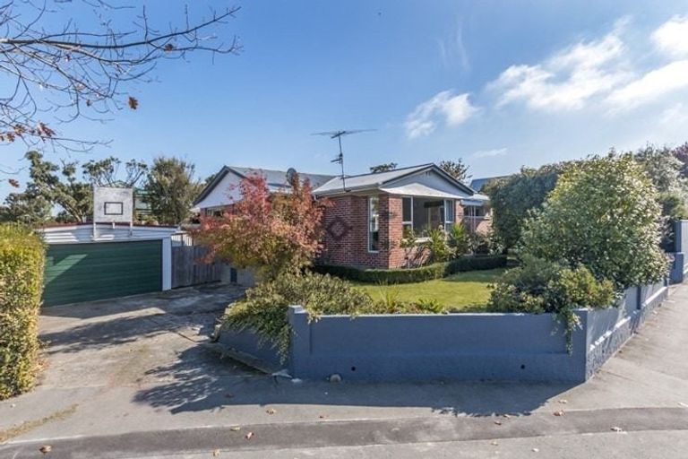 Photo of property in 193 Gayhurst Road, Burwood, Christchurch, 8061