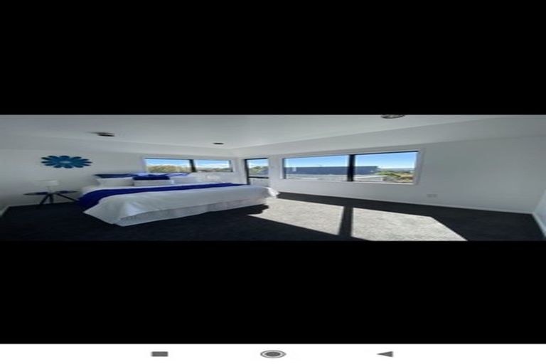 Photo of property in 74 Rhinevale Close, Henderson, Auckland, 0612