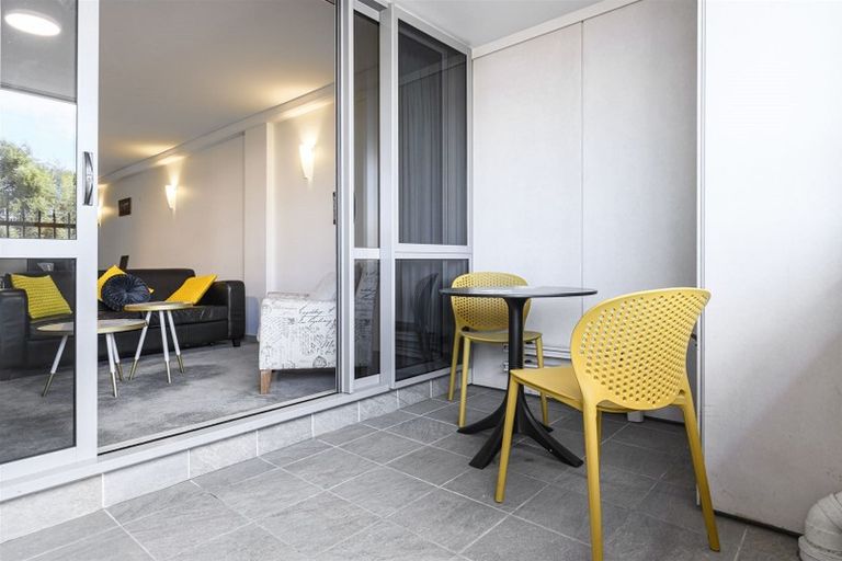 Photo of property in Anchorage Apartments, 101/36 Victoria Road, Mount Maunganui, 3116