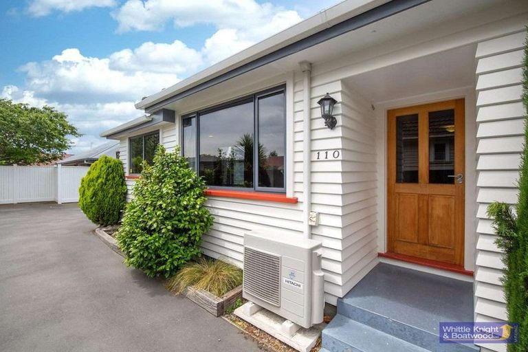 Photo of property in 110 Yaldhurst Road, Sockburn, Christchurch, 8042