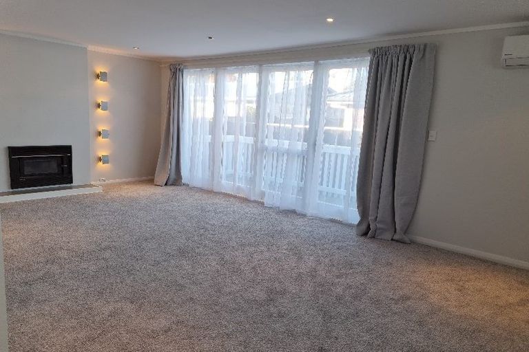 Photo of property in 73 Ward Street, Wallaceville, Upper Hutt, 5018