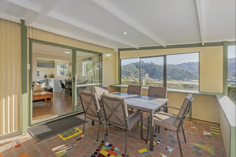 Photo of property in 11 Patton Place, Tairua, 3508