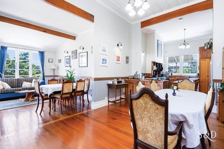 Photo of property in 73 Owhiwa Road, Parua Bay, Onerahi, 0192