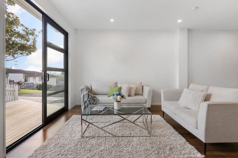 Photo of property in 10c Egret Court, Unsworth Heights, 0632