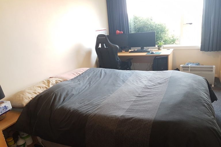 Photo of property in 13 Broadbent Street, Riccarton, Christchurch, 8041