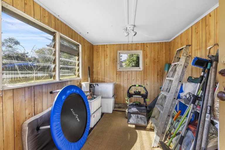 Photo of property in 10 Handyside Street, Tawa, Wellington, 5028