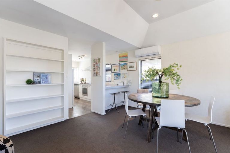 Photo of property in 54a Searells Road, Strowan, Christchurch, 8052