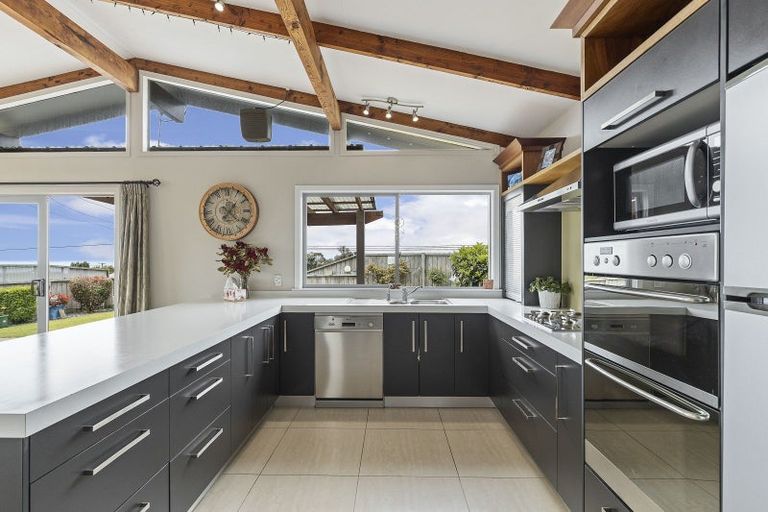 Photo of property in 70 Bayly Road, Blagdon, New Plymouth, 4310