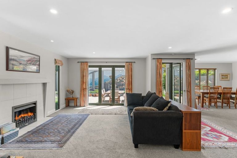 Photo of property in 18a Daresbury Lane, Fendalton, Christchurch, 8014