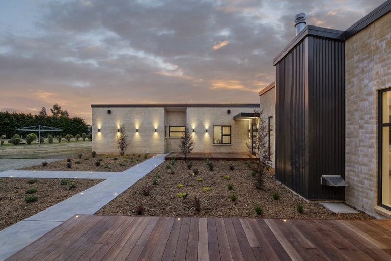 Photo of property in 66 Windsor Drive, Kirwee, Darfield, 7571