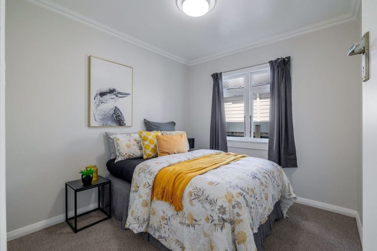 Photo of property in 14 Napier Road, Terrace End, Palmerston North, 4410