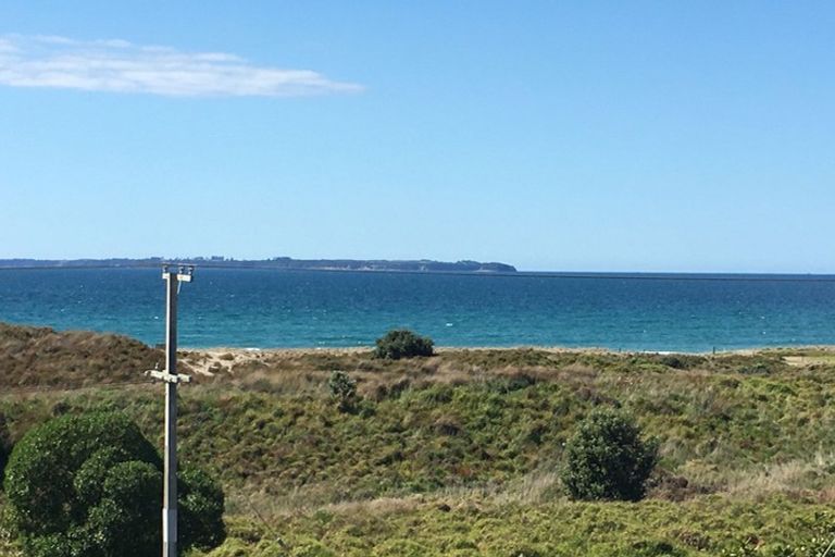 Photo of property in 996 Papamoa Beach Road, Papamoa Beach, Papamoa, 3118