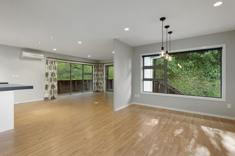 Photo of property in 17 Kennedy Place, Waikanae Beach, Waikanae, 5036