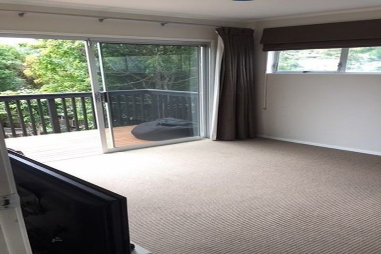 Photo of property in 37 Stapleford Crescent, Browns Bay, Auckland, 0630