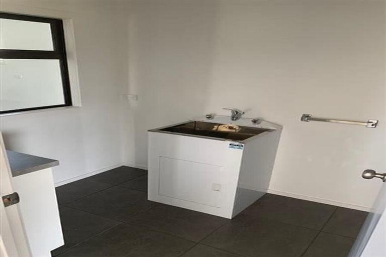 Photo of property in 6 Penrith Road, Poraiti, Napier, 4182