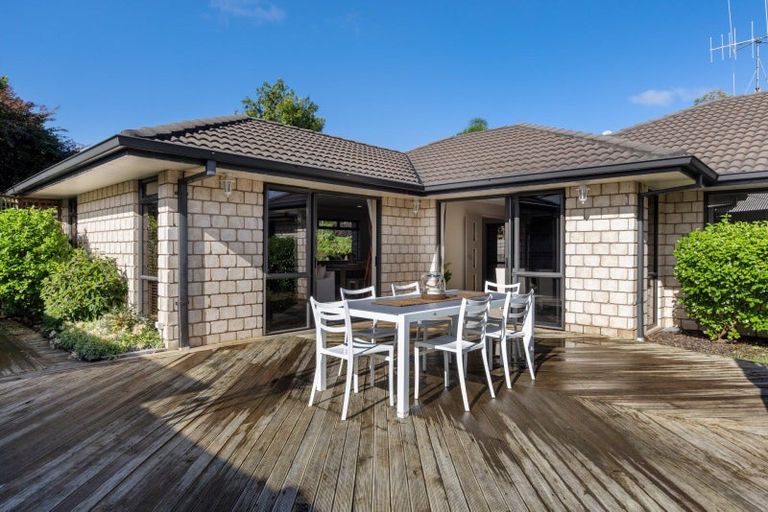 Photo of property in 8 Highlander Place, Welcome Bay, Tauranga, 3112