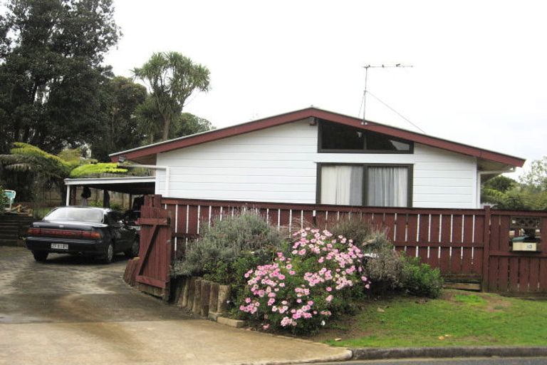 Photo of property in 10 Chrisarda Place, Red Hill, Papakura, 2110